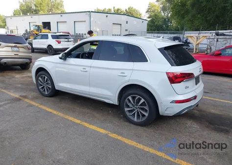 2021 Audi Q5 Prestige 45 Tfsi Quattro S Tronic z USA, uszkodzony, nr VIN WA1CAAFY9M2061512